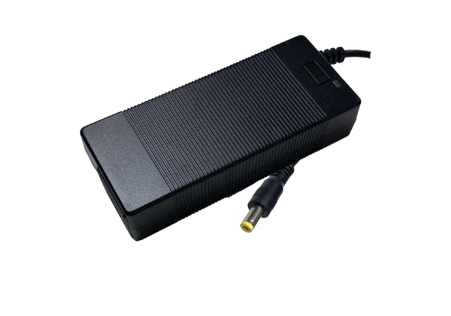 Chargeur 24 V-29.4 V 2AMP connecteur au choix (dc 5.5*2.1 mm, GX12)